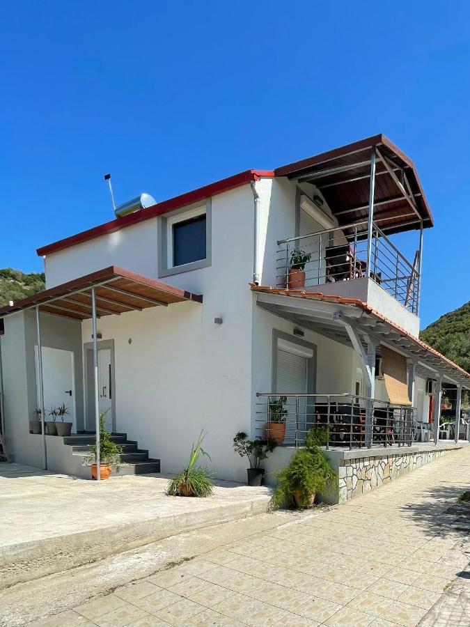 Emiliapartments Skala Sikias Bagian luar foto